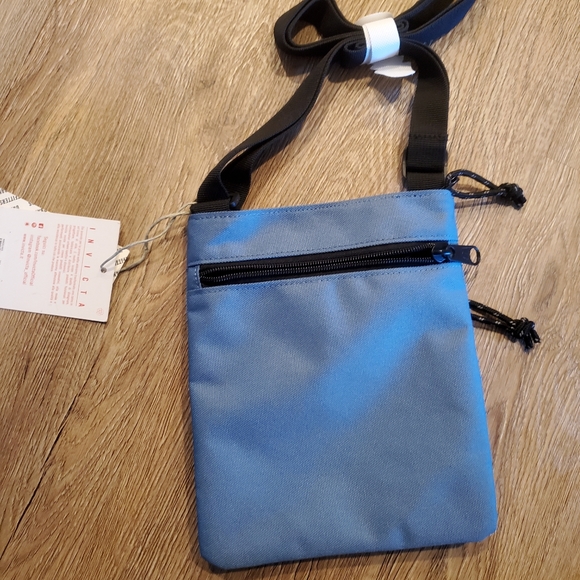 Invicta crossbody - Picture 6 of 6